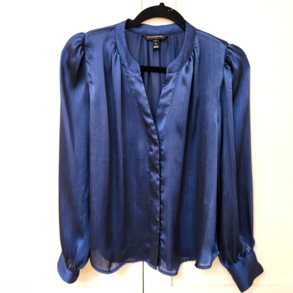Banana Republic Silky Collarless Blouse - Navy Blue - Size Petite M